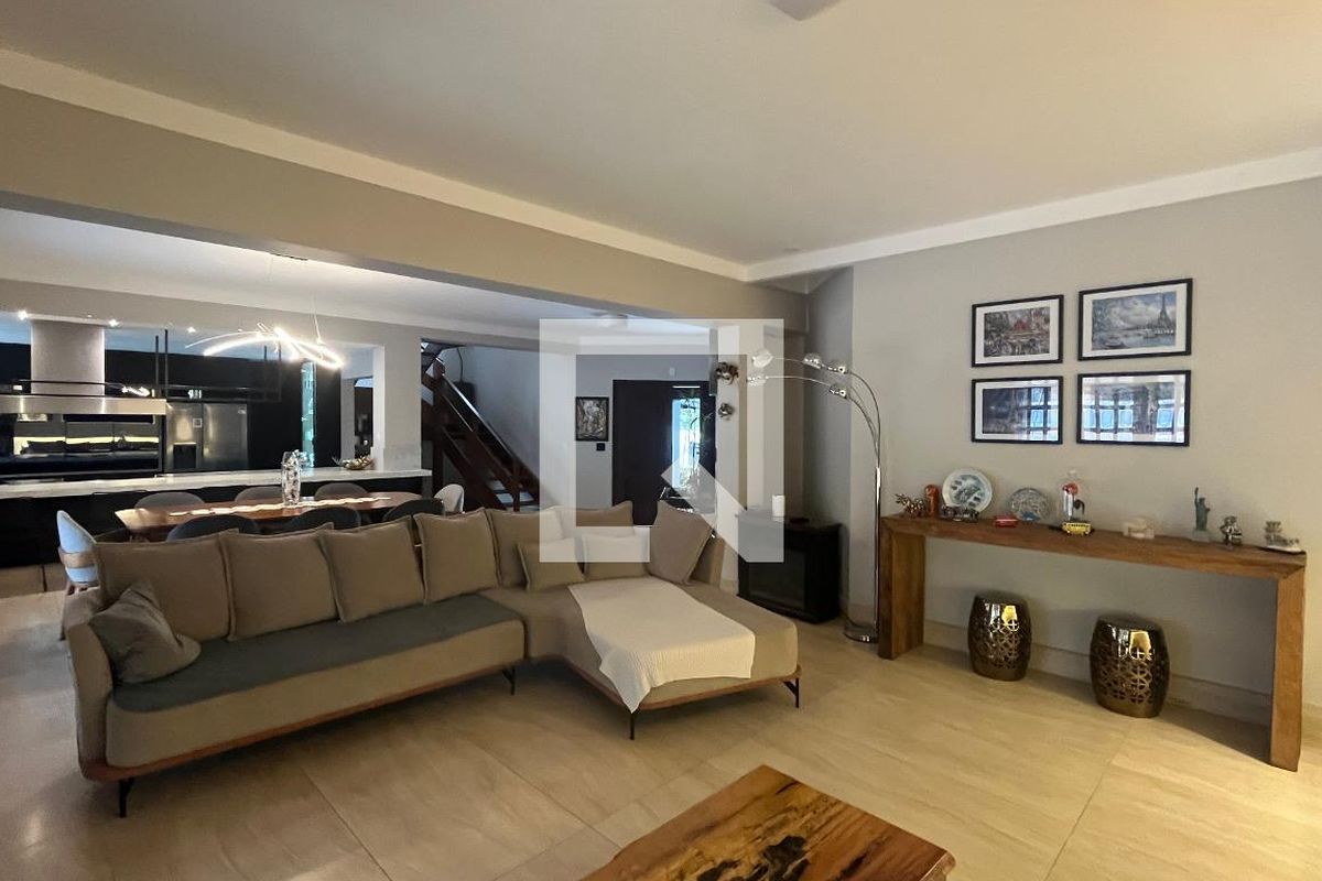 Casa à Venda - Mansões Santo Antônio, 5 Quartos,  1000 m2 em , Campinas - sp | SoloBR