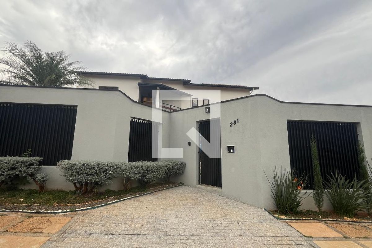 Casa à Venda - Mansões Santo Antônio, 5 Quartos,  1000 m2 em , Campinas - sp | SoloBR