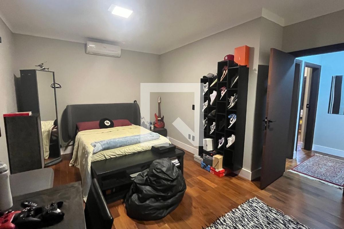 Casa à Venda - Mansões Santo Antônio, 5 Quartos,  1000 m2 em , Campinas - sp | SoloBR
