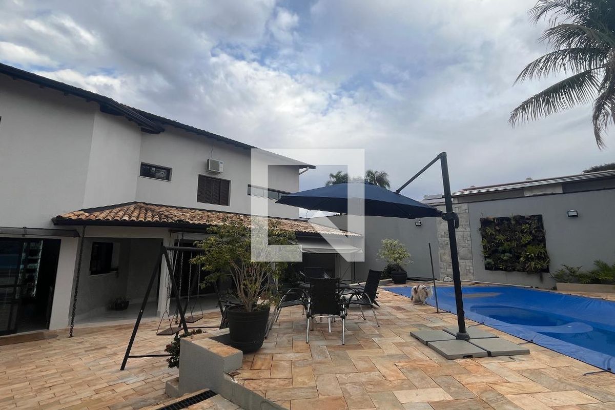Casa à Venda - Mansões Santo Antônio, 5 Quartos,  1000 m2 em , Campinas - sp | SoloBR