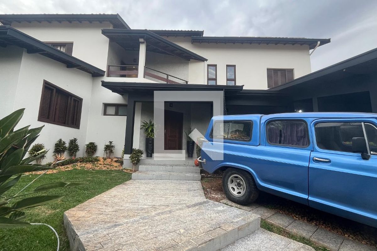 Casa à Venda - Mansões Santo Antônio, 5 Quartos,  1000 m2 em , Campinas - sp | SoloBR