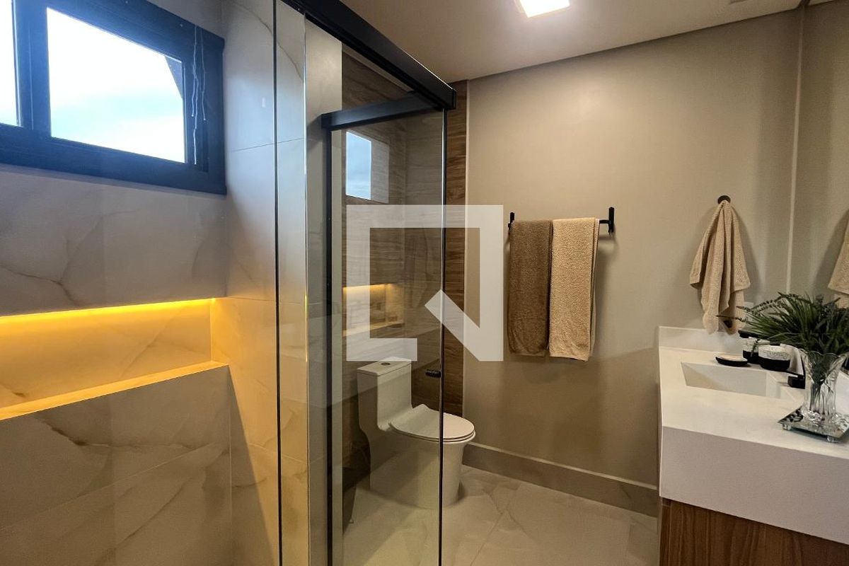 Casa à Venda - Mansões Santo Antônio, 5 Quartos,  1000 m2 em , Campinas - sp | SoloBR