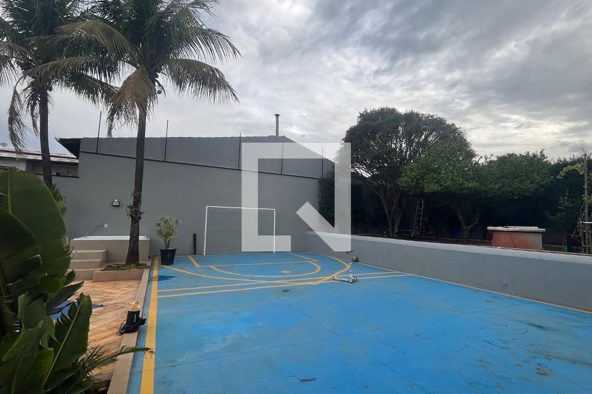 Casa à Venda - Mansões Santo Antônio, 5 Quartos,  1000 m2 em , Campinas - sp | SoloBR