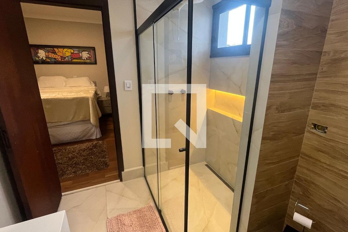 Casa à Venda - Mansões Santo Antônio, 5 Quartos,  1000 m2 em , Campinas - sp | SoloBR