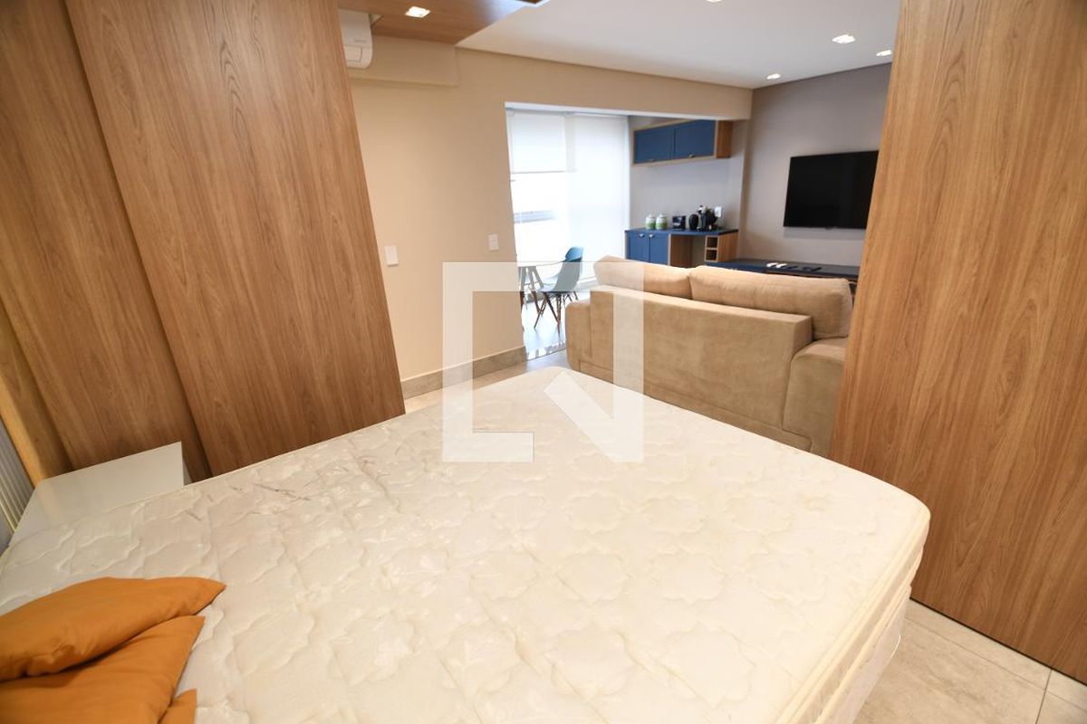 Apartamento à Venda - Bosque, 1 Quarto,  49 m2 em , Campinas - sp | SoloBR