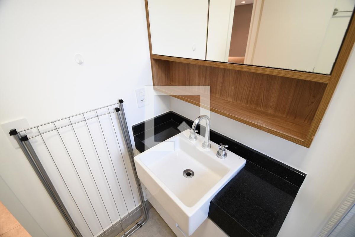 Apartamento à Venda - Bosque, 1 Quarto,  49 m2 em , Campinas - sp | SoloBR