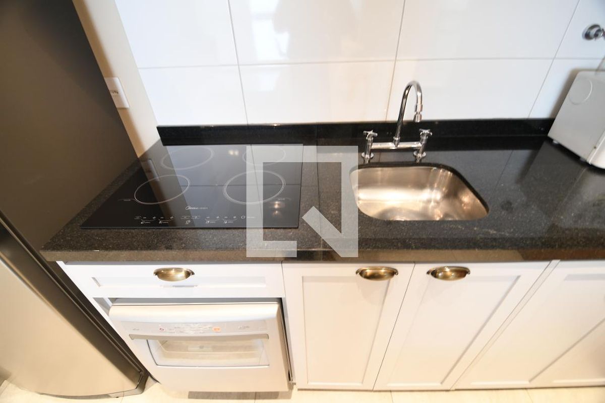 Apartamento à Venda - Bosque, 1 Quarto,  49 m2 em , Campinas - sp | SoloBR