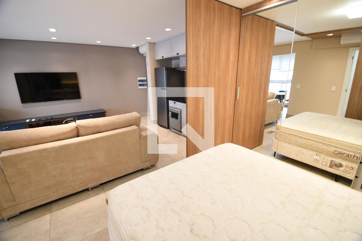 Apartamento à Venda - Bosque, 1 Quarto,  49 m2 em , Campinas - sp | SoloBR