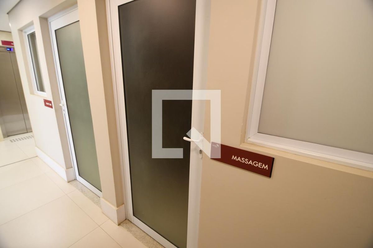 Apartamento à Venda - Bosque, 1 Quarto,  49 m2 em , Campinas - sp | SoloBR