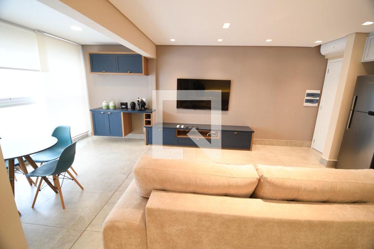 Apartamento à Venda - Bosque, 1 Quarto,  49 m2 em , Campinas - sp | SoloBR