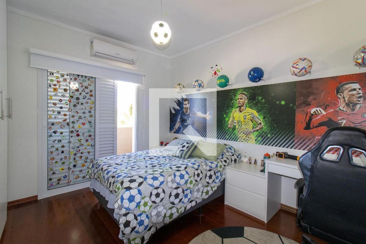 Casa à Venda - Jardim Santana, 4 Quartos,  450 m2 em , Campinas - sp | SoloBR