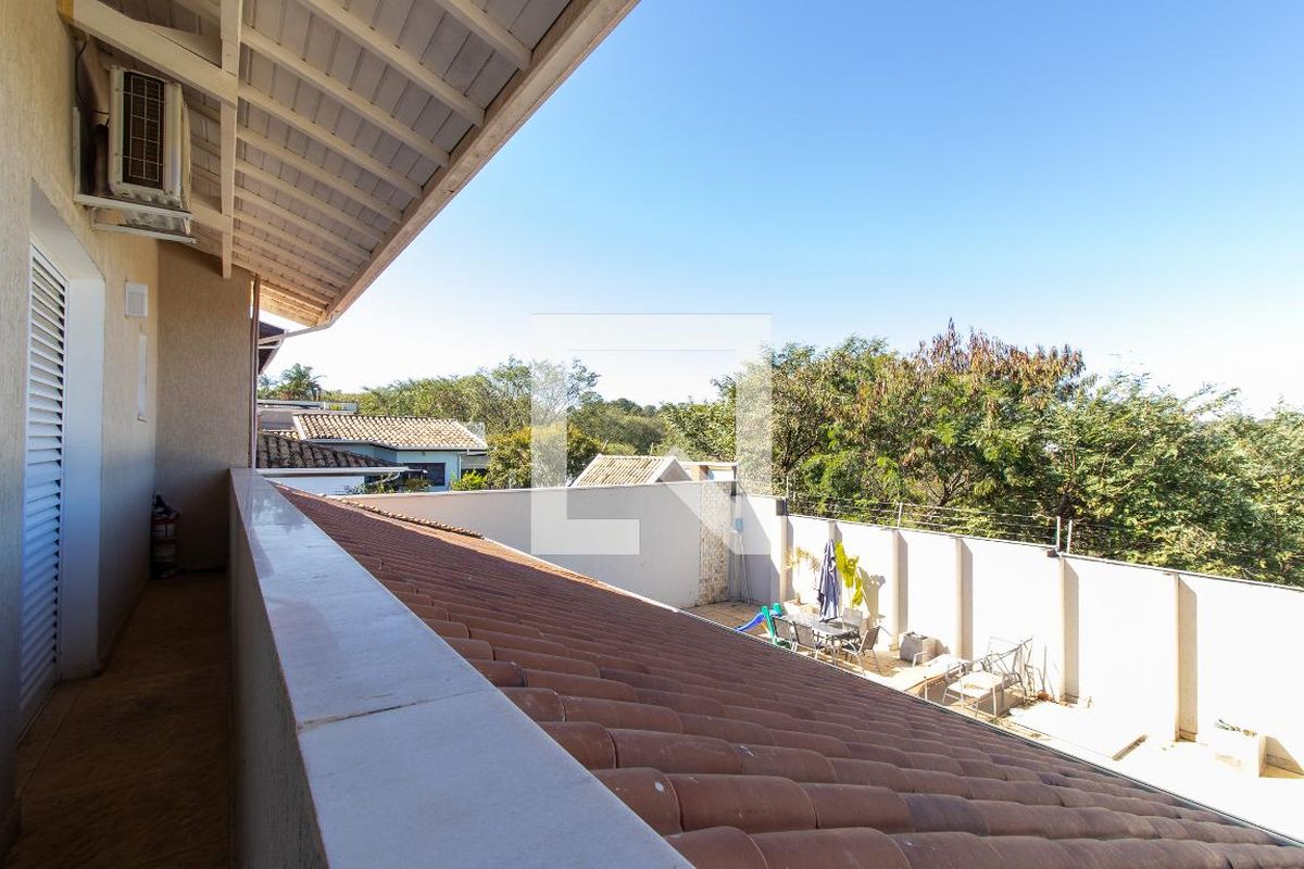 Casa à Venda - Jardim Santana, 4 Quartos,  450 m2 em , Campinas - sp | SoloBR
