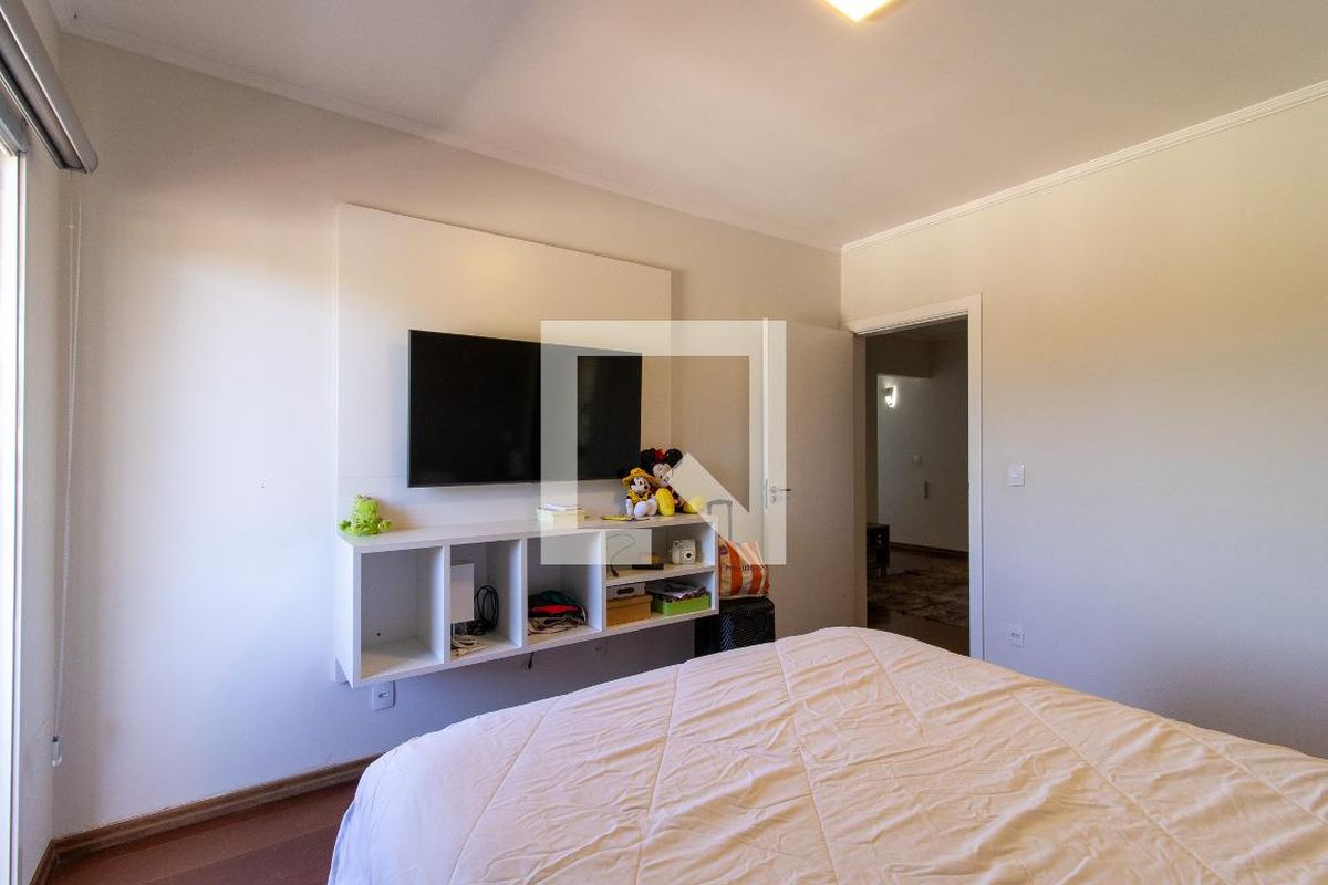 Casa à Venda - Jardim Santana, 4 Quartos,  450 m2 em , Campinas - sp | SoloBR