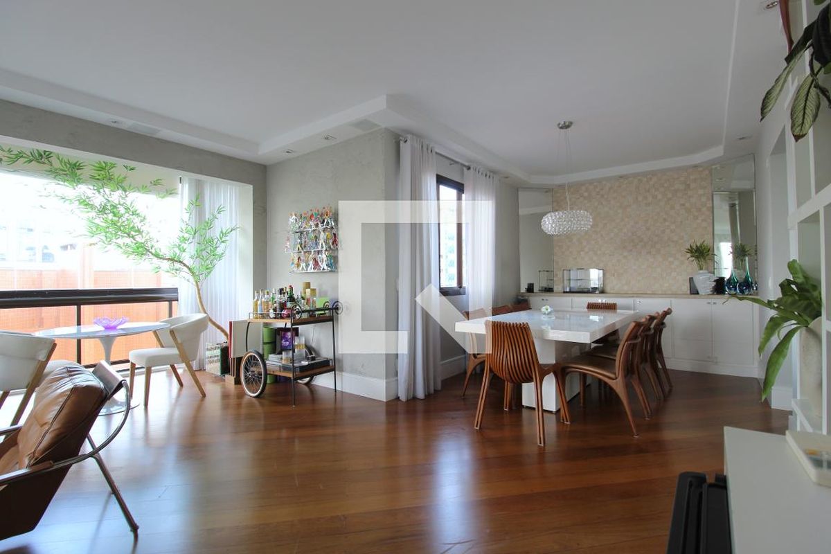 Apartamento, 3 quartos, 165 m² - Foto 2
