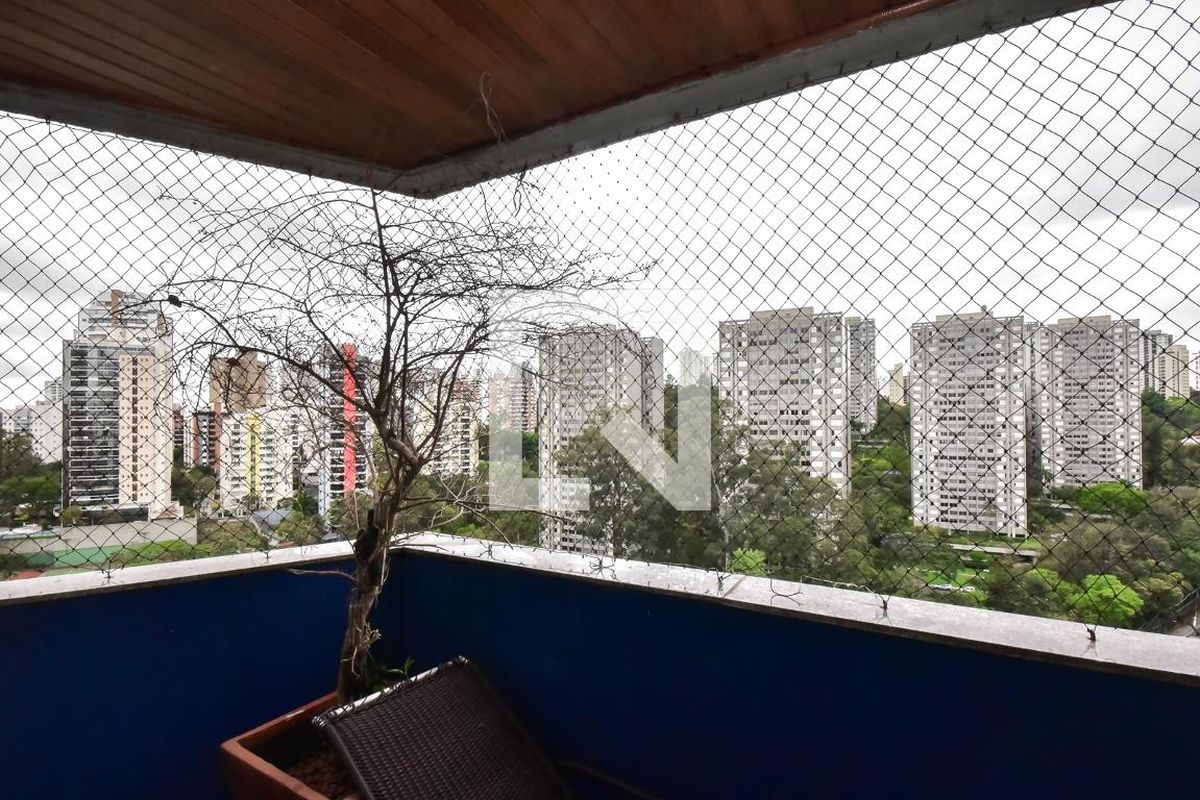 Apartamento, 4 quartos, 250 m² - Foto 38