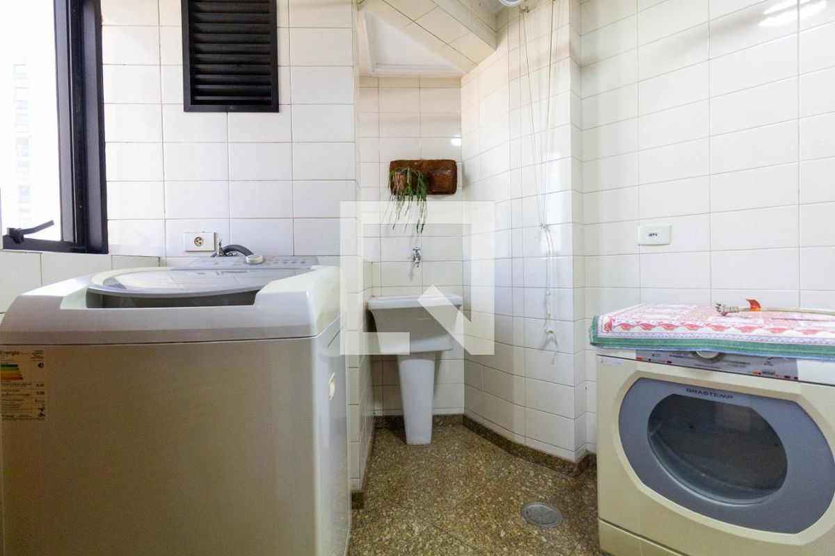 Apartamento, 3 quartos, 176 m² - Foto 114