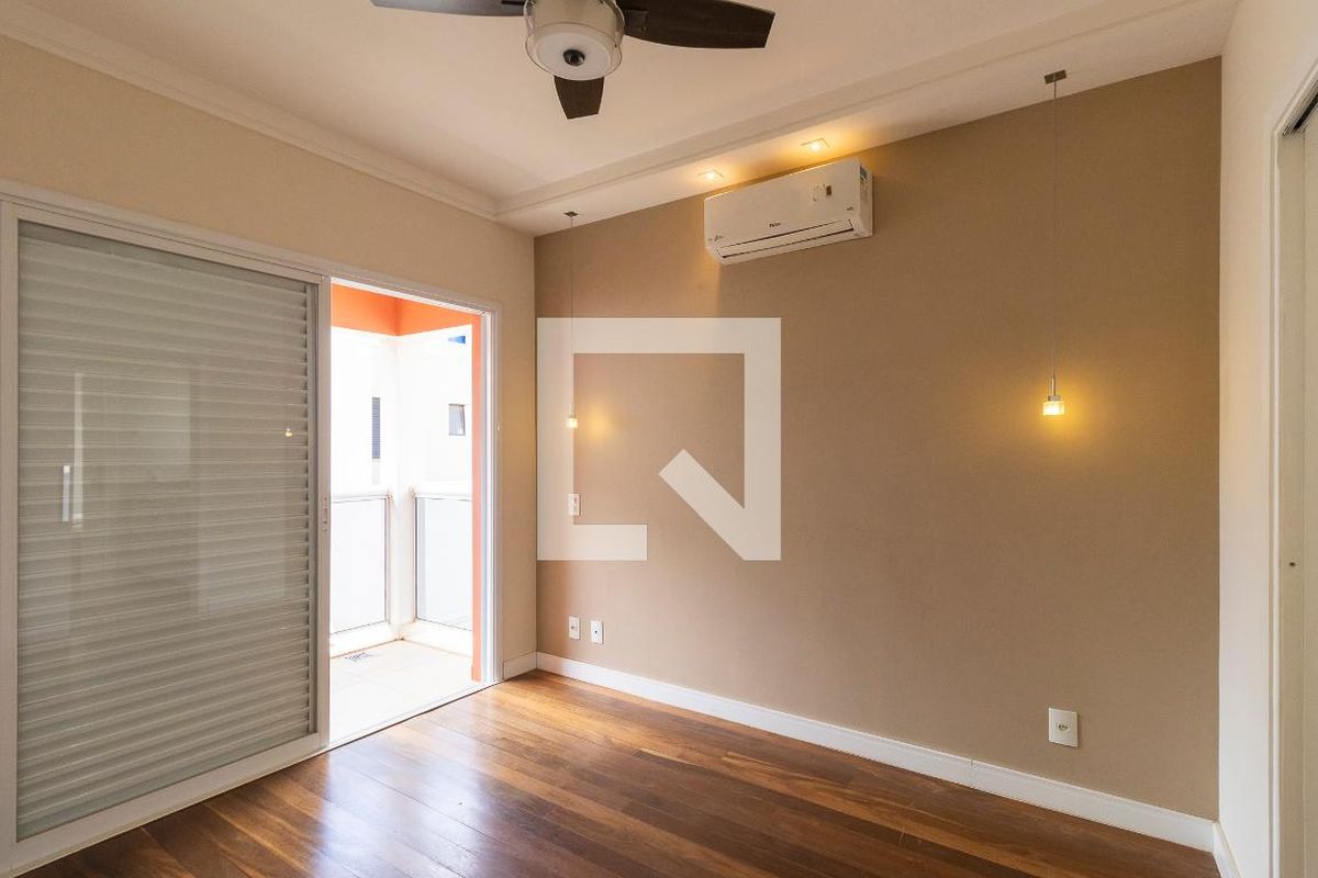 Casa à Venda - Swiss Park, 3 Quartos,  234 m2 em , Campinas - sp | SoloBR