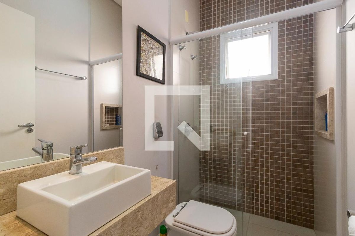 Casa à Venda - Swiss Park, 3 Quartos,  234 m2 em , Campinas - sp | SoloBR