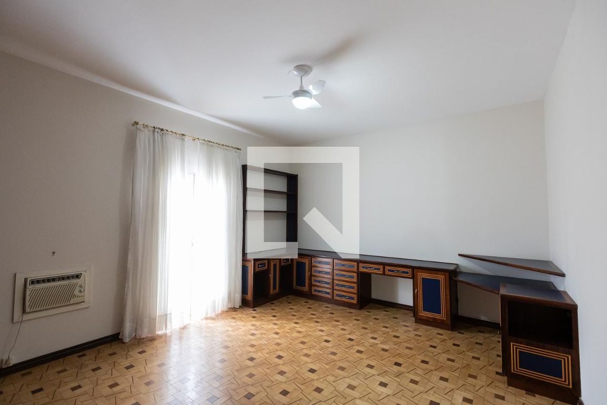 Casa à Venda - Mansões Santo Antônio, 6 Quartos,  500 m2 em , Campinas - sp | SoloBR