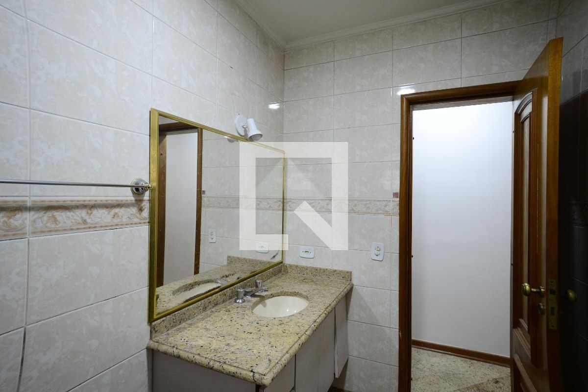 Casa, 3 quartos, 260 m² - Foto 60