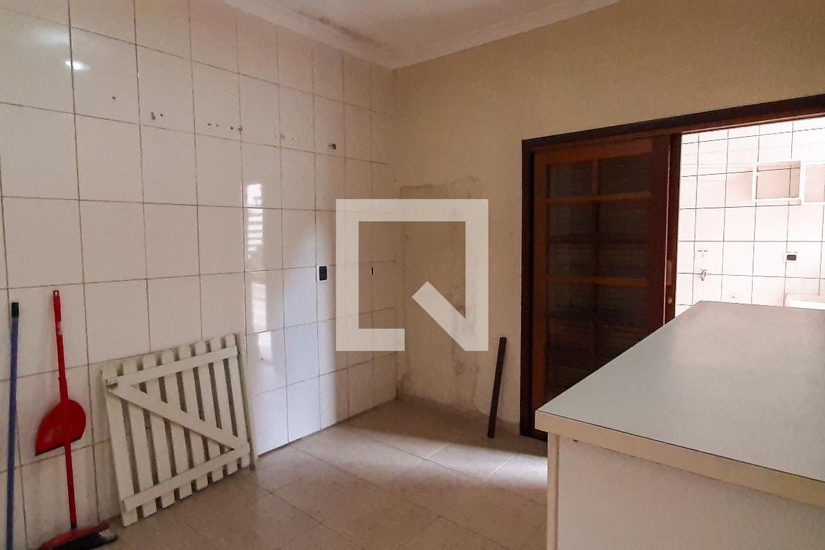 Casa, 3 quartos, 550 m² - Foto 149