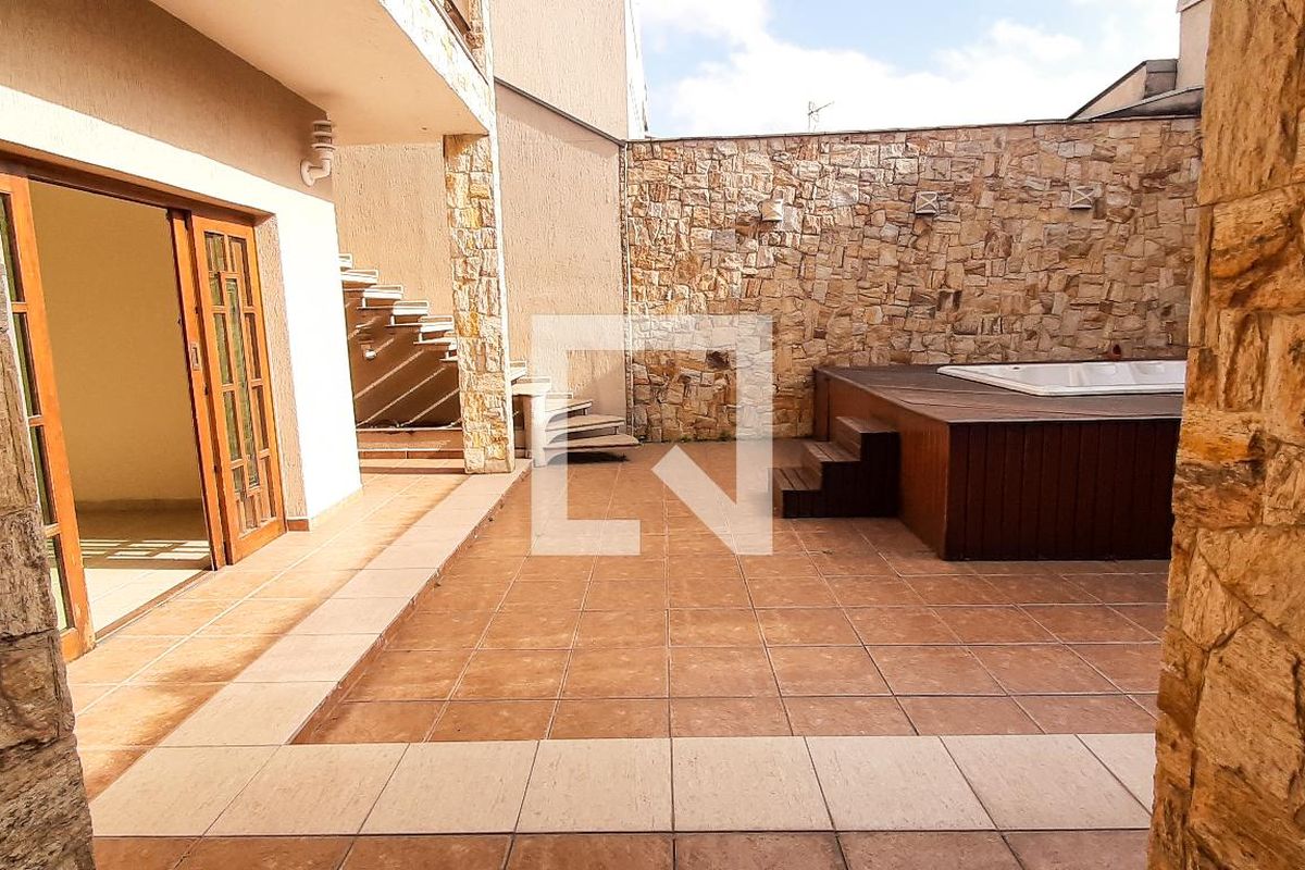 Casa, 3 quartos, 550 m² - Foto 229
