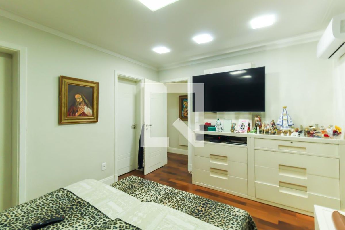 Apartamento, 4 quartos, 230 m² - Foto 42