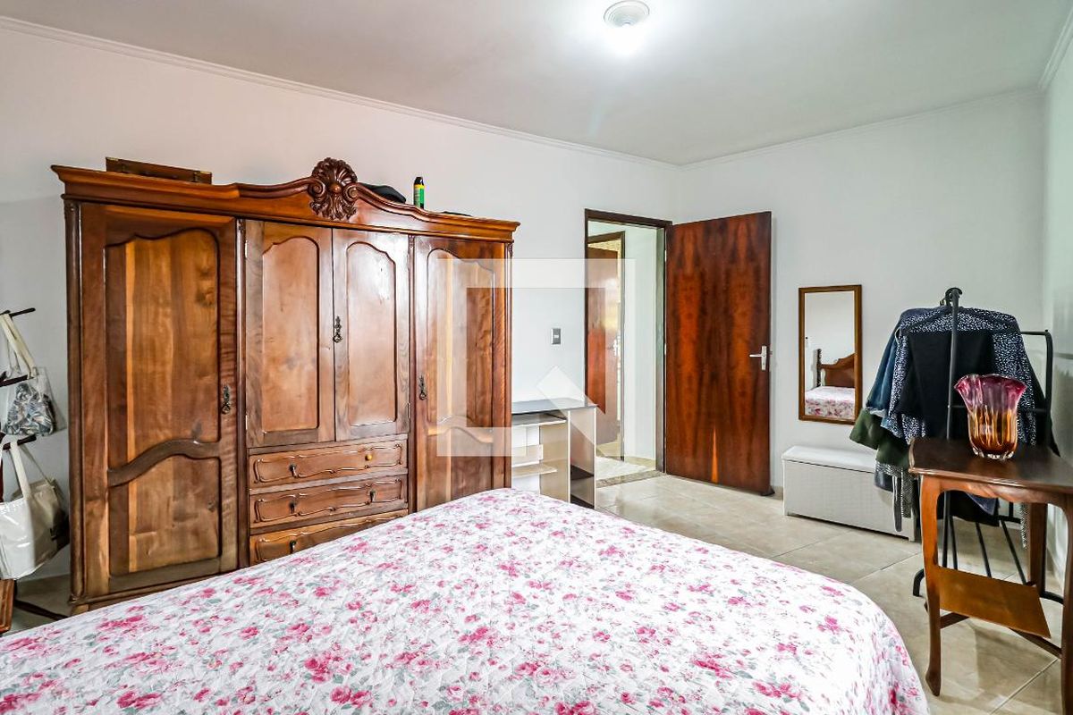 Casa, 3 quartos, 200 m² - Foto 44