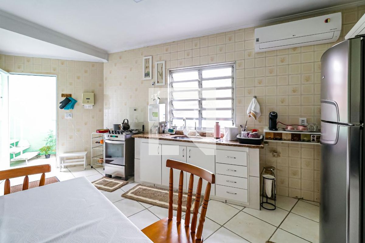 Casa, 3 quartos, 200 m² - Foto 72