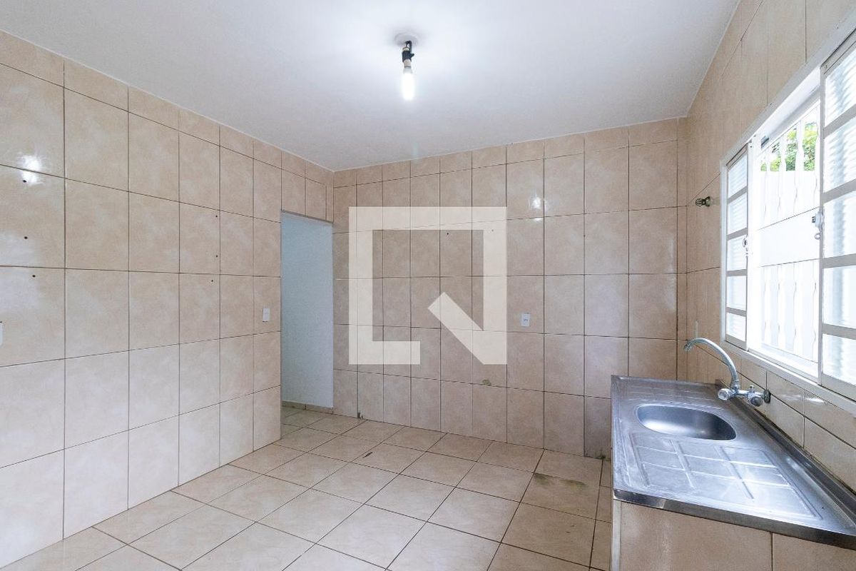 Casa à Venda - Parque Prado, 1 Quarto,  320 m2 em , Campinas - sp | SoloBR