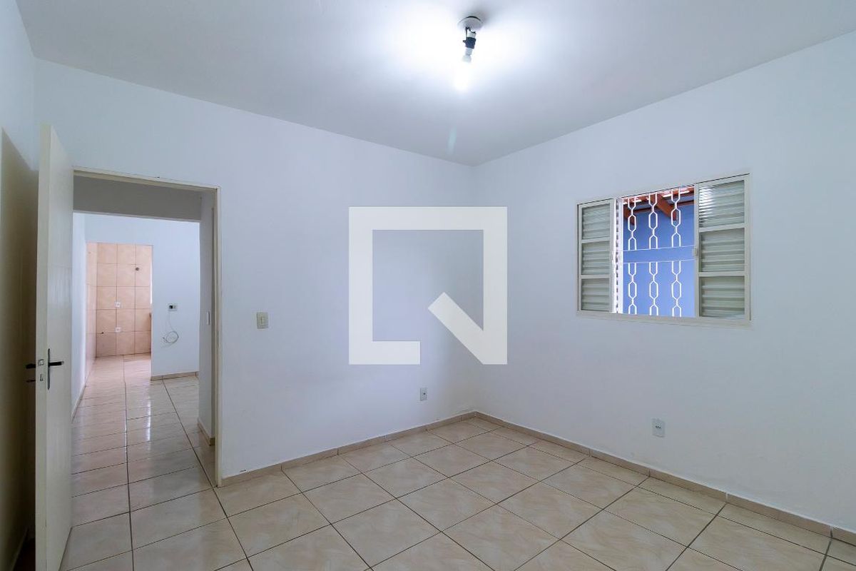 Casa à Venda - Parque Prado, 1 Quarto,  320 m2 em , Campinas - sp | SoloBR