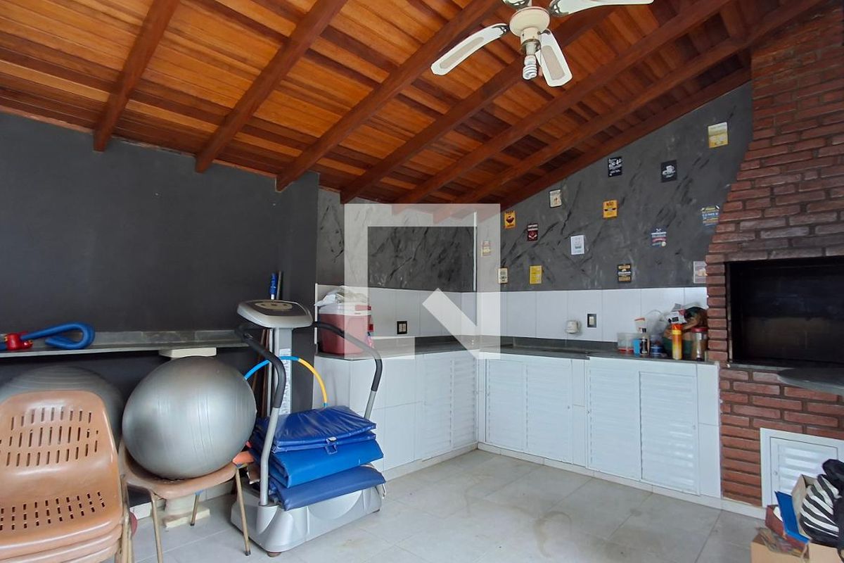 Casa à Venda - Mansões Santo Antônio, 4 Quartos,  315 m2 em , Campinas - sp | SoloBR