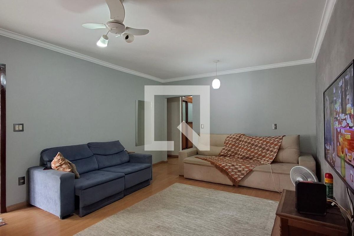 Casa à Venda - Mansões Santo Antônio, 4 Quartos,  315 m2 em , Campinas - sp | SoloBR