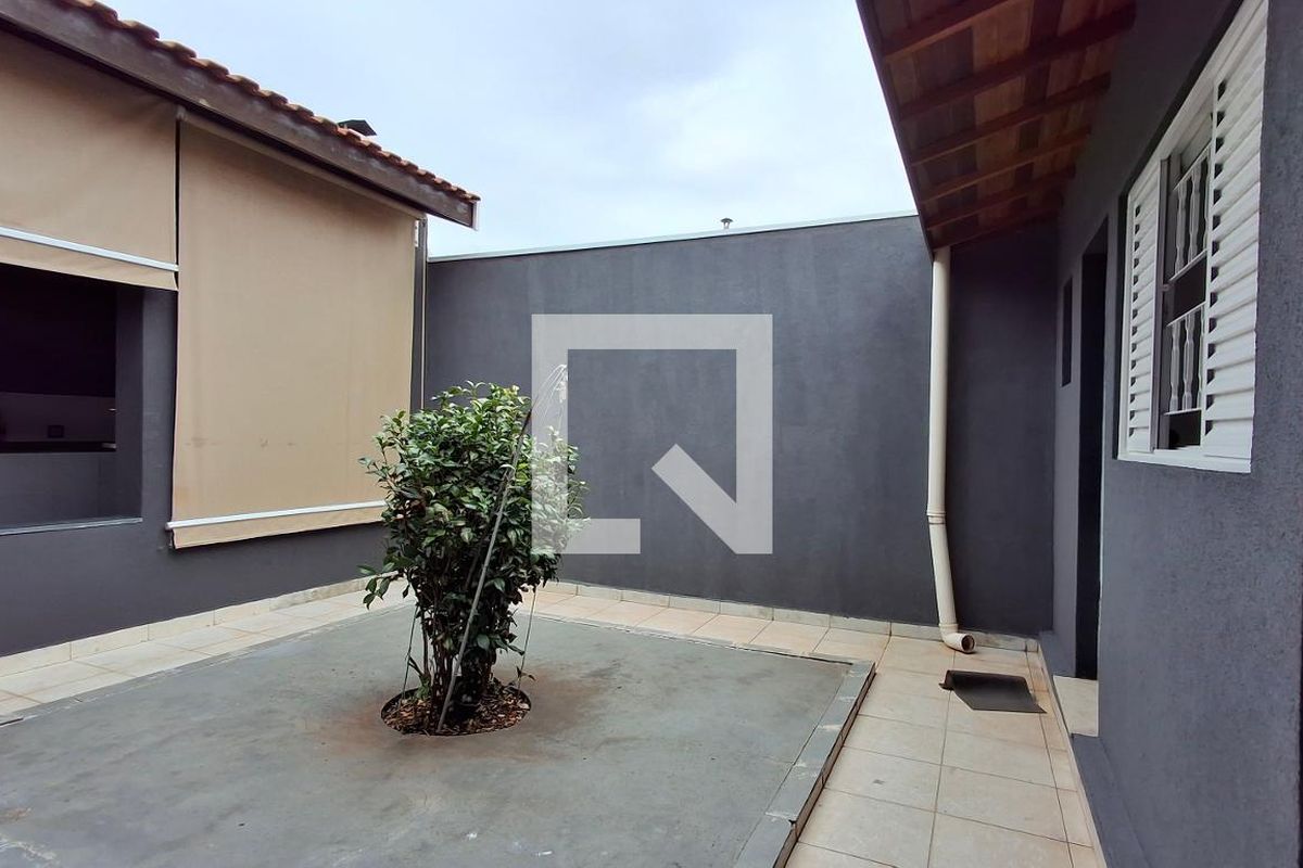 Casa à Venda - Mansões Santo Antônio, 4 Quartos,  315 m2 em , Campinas - sp | SoloBR