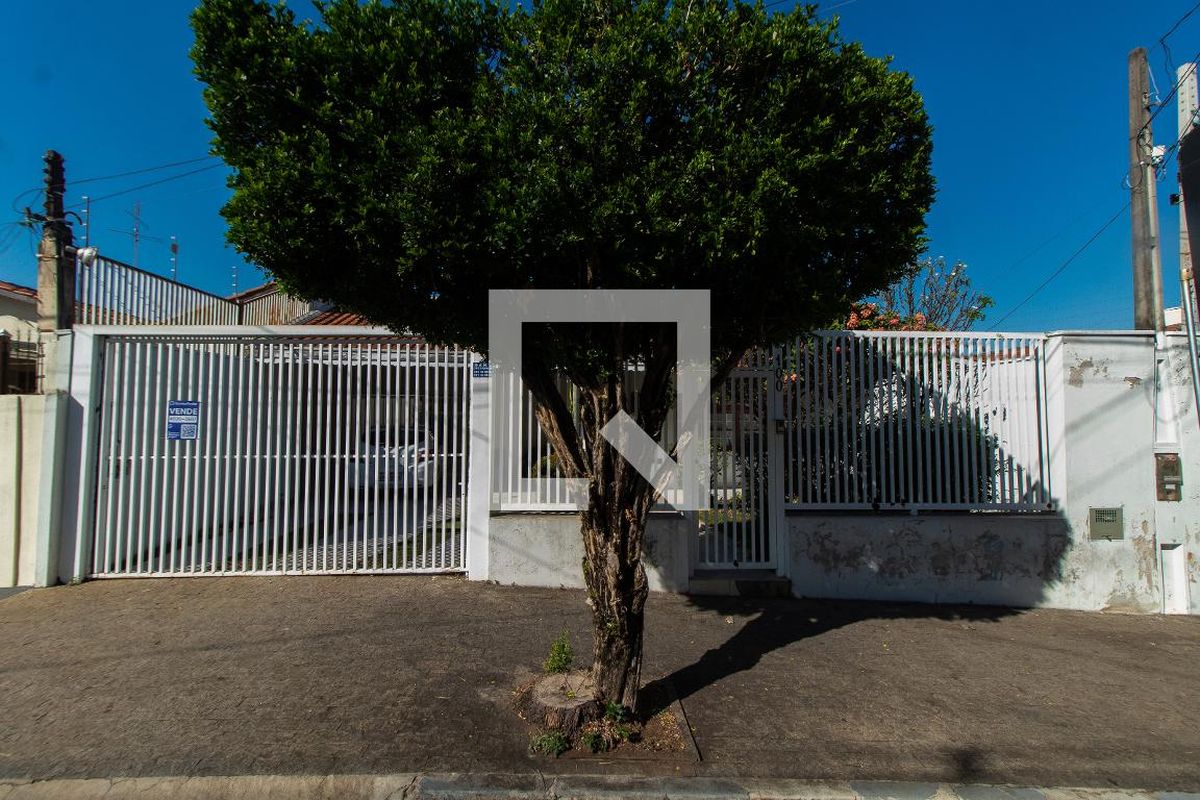 Casa à Venda - Mansões Santo Antônio, 4 Quartos,  315 m2 em , Campinas - sp | SoloBR