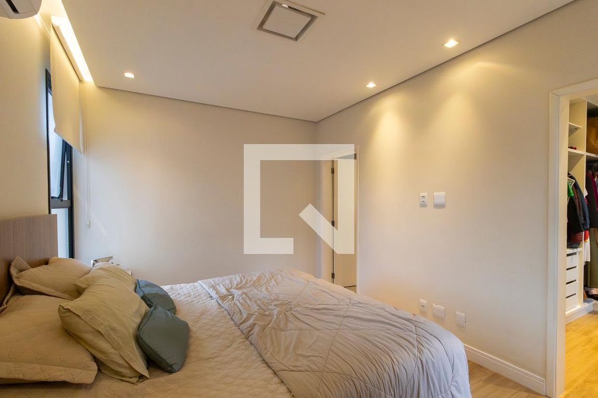 Casa à Venda - Swiss Park, 3 Quartos,  280 m2 em , Campinas - sp | SoloBR