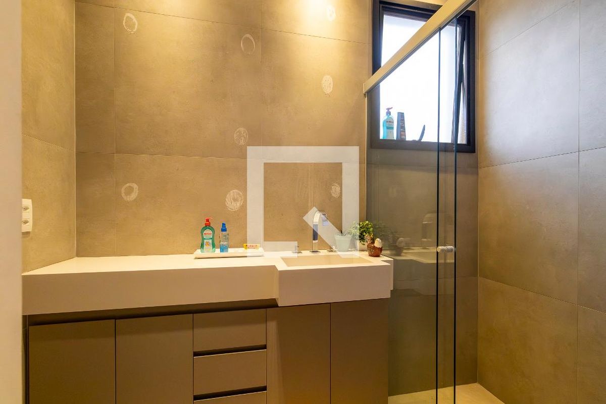 Casa à Venda - Swiss Park, 3 Quartos,  280 m2 em , Campinas - sp | SoloBR