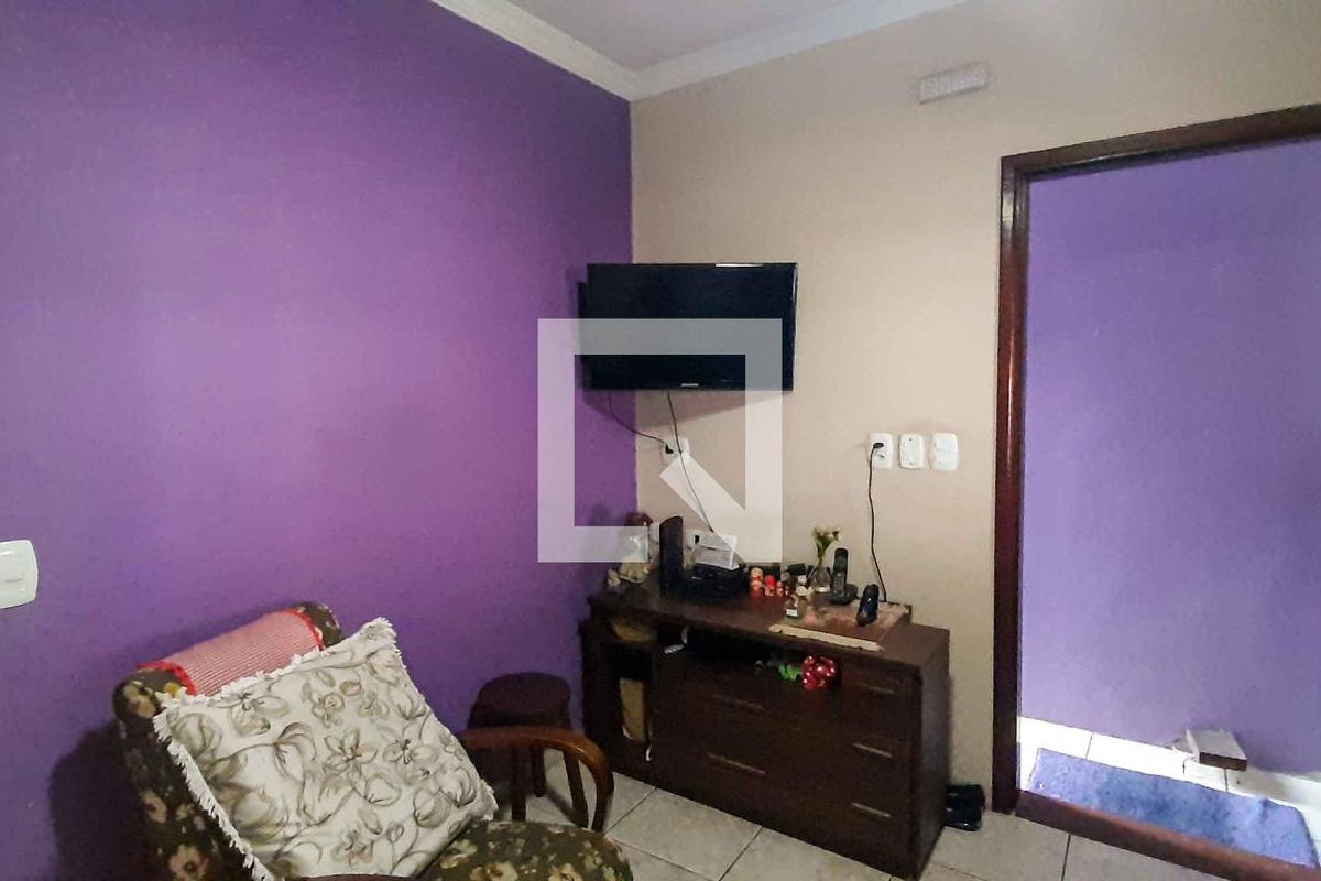 Casa, 3 quartos, 250 m² - Foto 8