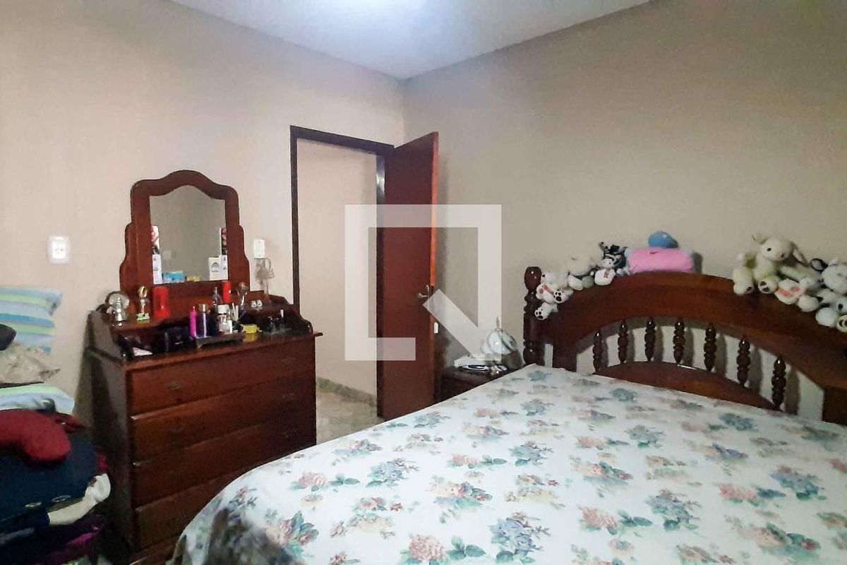 Casa, 3 quartos, 250 m² - Foto 38
