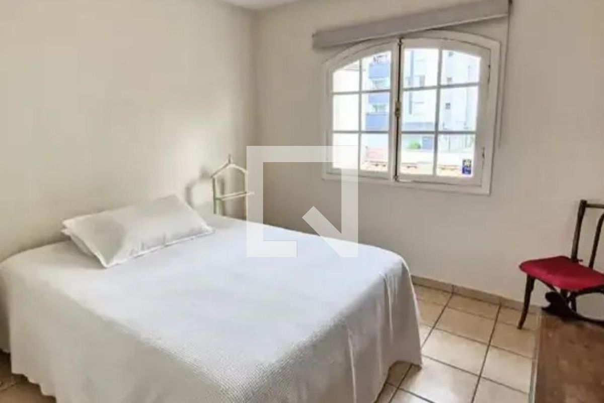 Casa, 2 quartos, 250 m² - Foto 13