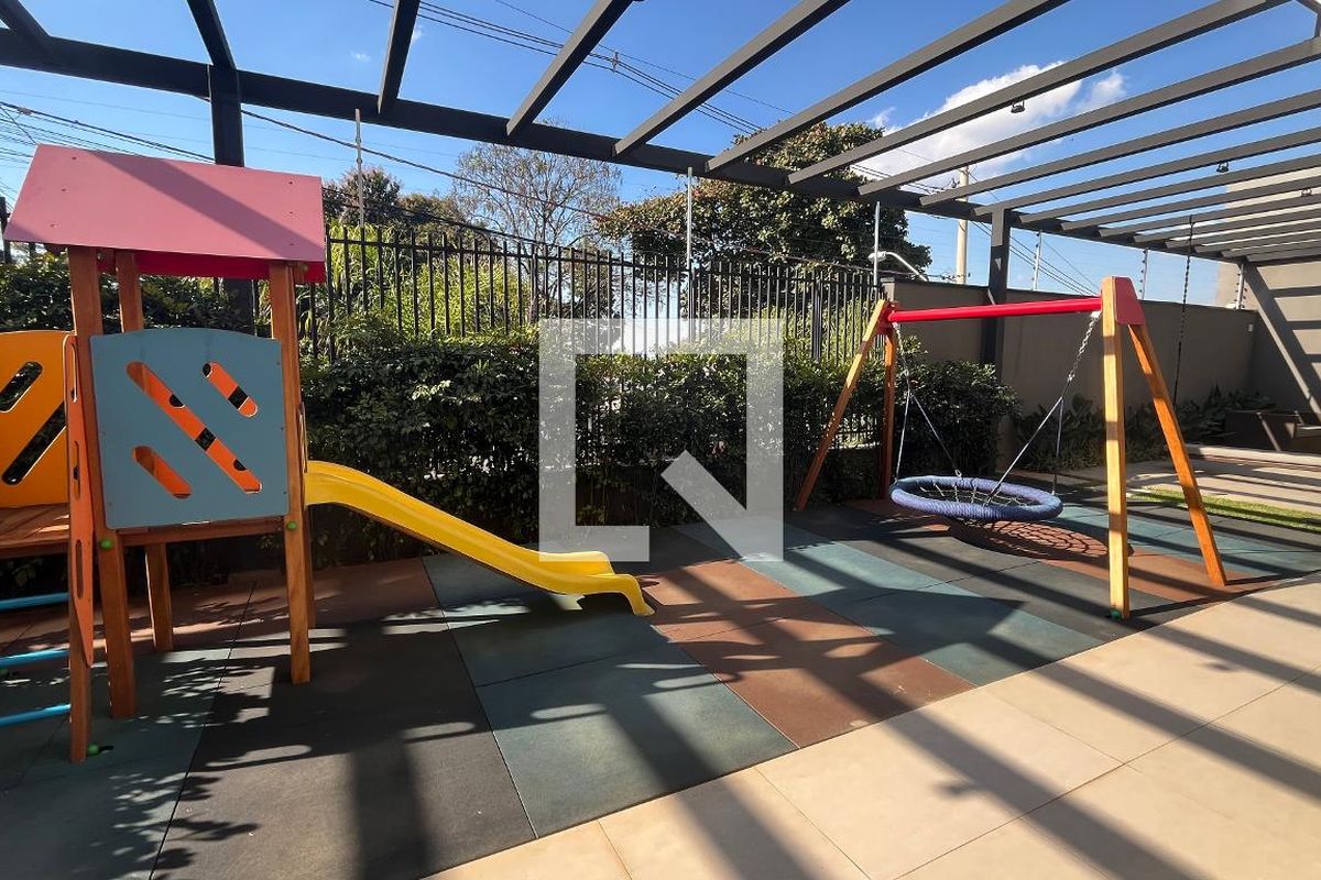 Apartamento à Venda - Mansões Santo Antônio, 2 Quartos,  61 m2 em , Campinas - sp | SoloBR