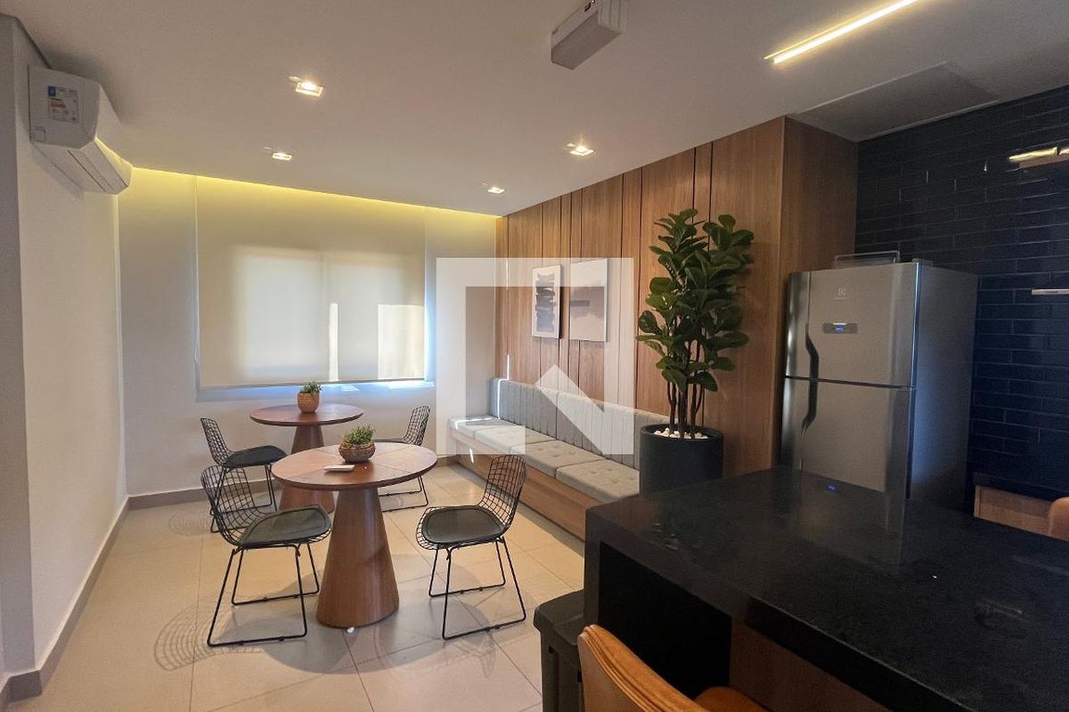 Apartamento à Venda - Mansões Santo Antônio, 2 Quartos,  61 m2 em , Campinas - sp | SoloBR