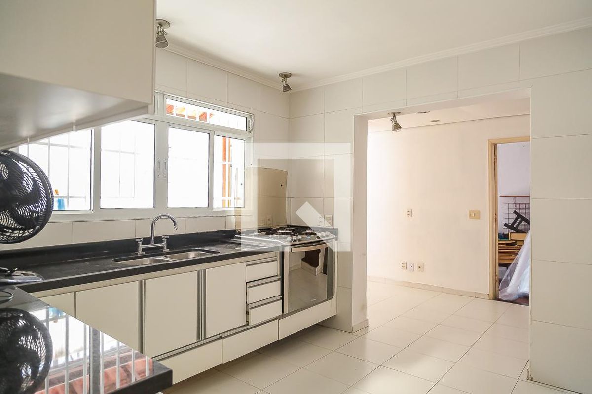 Casa, 3 quartos, 215 m² - Foto 74
