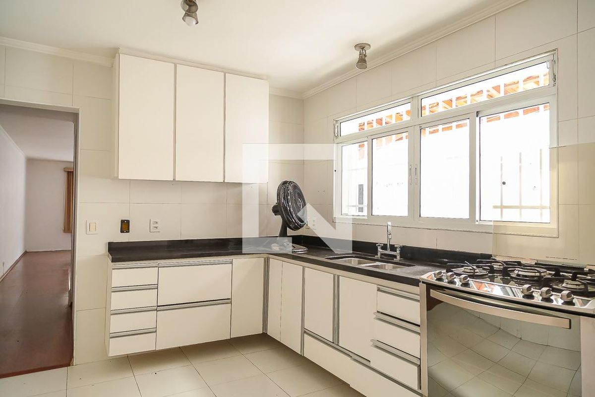 Casa, 3 quartos, 215 m² - Foto 80