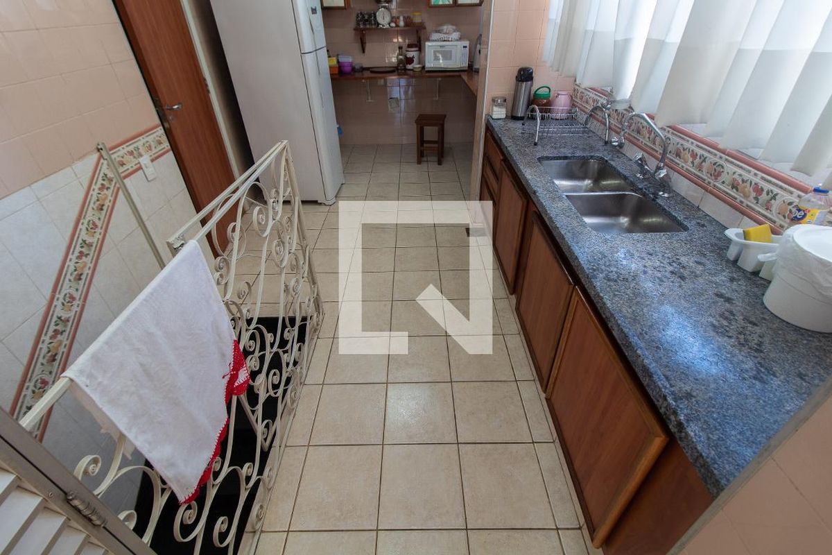 Apartamento à Venda - Cambuí, 4 Quartos,  571 m2 em , Campinas - sp | SoloBR