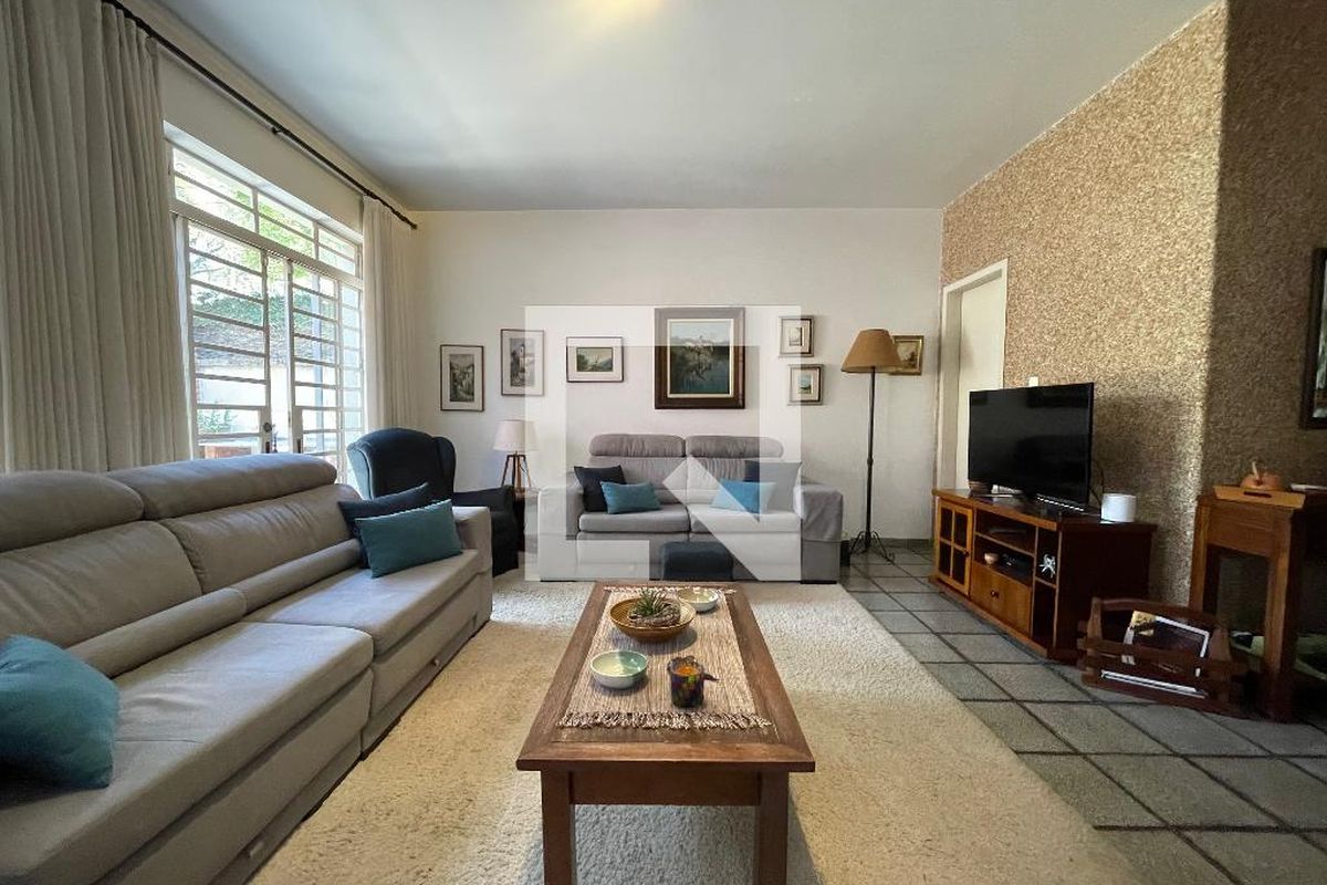 Casa, 4 quartos, 244 m² - Foto 2