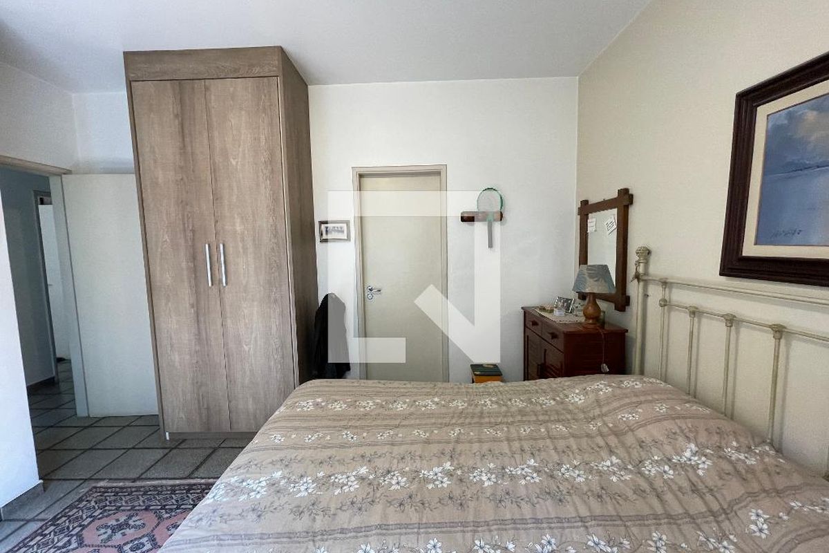 Casa, 4 quartos, 244 m² - Foto 38