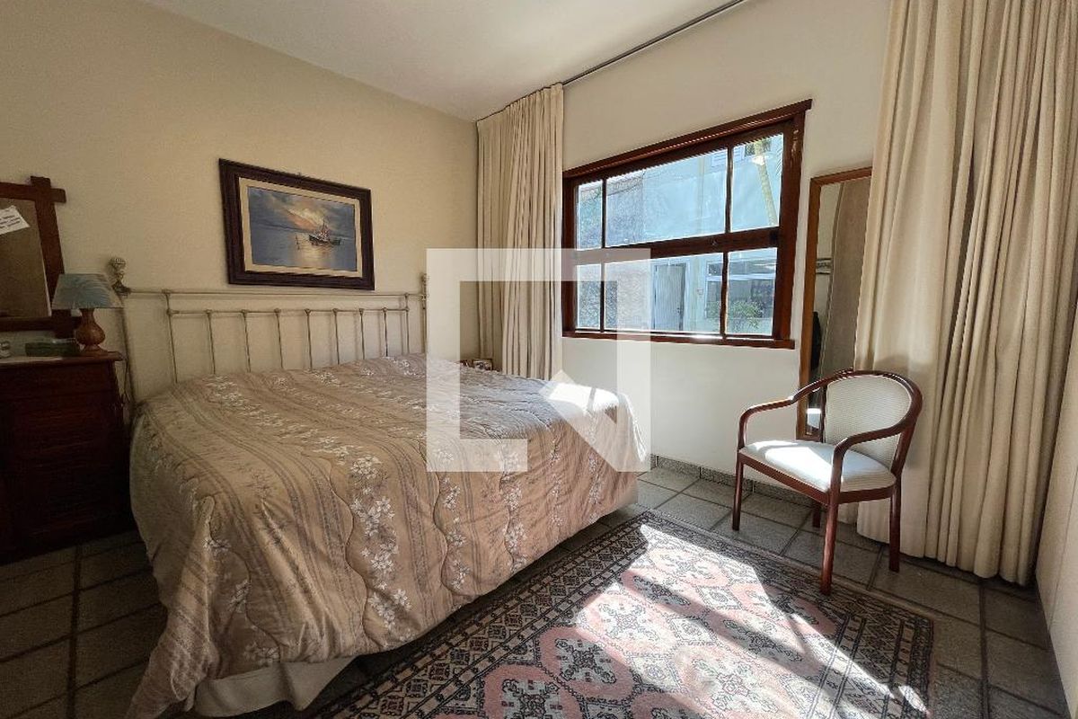 Casa, 4 quartos, 244 m² - Foto 40