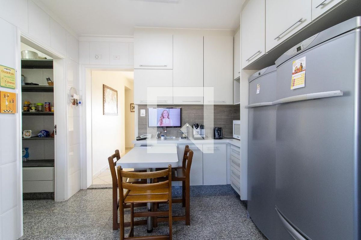 Apartamento à Venda - Bosque, 3 Quartos,  210 m2 em , Campinas - sp | SoloBR