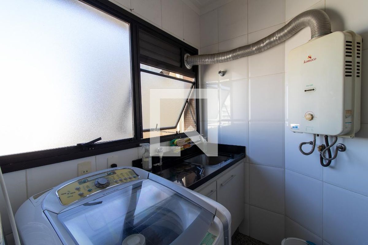 Apartamento à Venda - Bosque, 3 Quartos,  210 m2 em , Campinas - sp | SoloBR
